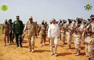 وزير الدفاع الوطني يتفقد وحدات المنطقة العسكرية الخامسة بالحوض الشرقي