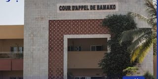 المحكمة العلياء في مالي تعلق قرار حل الأحزاب السياسية