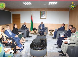 وزير الدفاع يستقبل المقرر الخاص للأمم المتحدة المعنى بحقوق الإنسان للمهاجرين؛