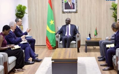 وزير الخارجية الموريتاني يبحث مع المبعوث البريطاني الخاص لشؤون الساحل تعزيز التعاون الثنائي