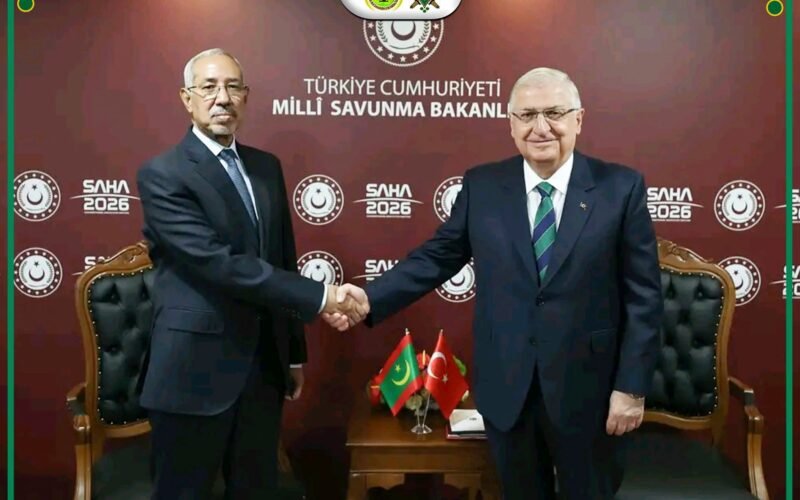 وزير الدفاع يشارك في “ساها إكسبو 2026” بتركيا